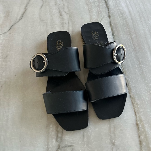 CN Sandals - Picture 1 of 5